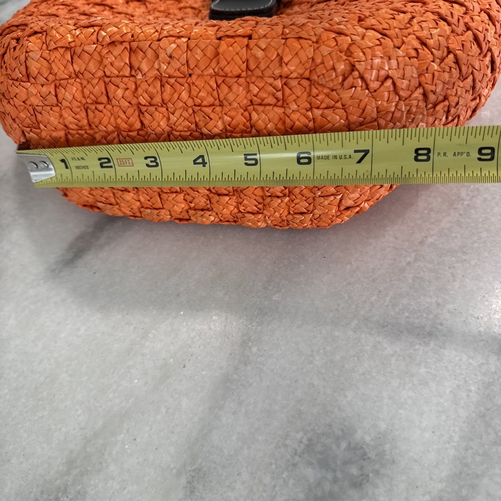 Orange Straw Purse With Leather Buckle And Bamboo Handles - Picture 14 of 15